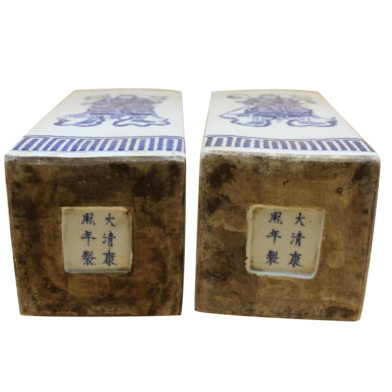康熙年青花四天王図陶磁器正方形背の高い床置き花瓶ホーム