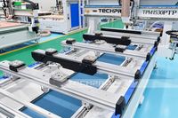 Routeur CNC ATC grand format avec table de positionnement point à point pour le fraisage de portes et de panneaux d'armoires