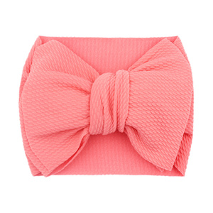 Accessori per <span class=keywords><strong>Capelli</strong></span> da <span class=keywords><strong>Bambina</strong></span> all'Ingrosso <span class=keywords><strong>Fascia</strong></span> Elastica Larga con Fiocco in Vari Colori Nuova <span class=keywords><strong>Fascia</strong></span> per <span class=keywords><strong>Capelli</strong></span> da Neonata - Product Image 4