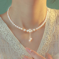 Collier de perles d'eau douce de mode, collier de mariage pour femmes, collier de perles de fleurs dorées