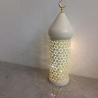 Lampe du Ramadan musulmane du Moyen-Orient, art du fer marocain, lampe à vent dorée, lampe LED creuse, décoration de nuit, lanterne, décoration de l'Aïd