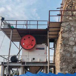 Ensemble complet Offre Spéciale 100-200 t/h Usine de concassage mobile portable Type de pneu KLZ Concasseur à mâchoires pour les applications minières de minerai de pierre - Product Image 5