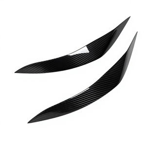 Koolstofvezel ooglid-koplampafwerking - voor BMW F87 M2 & F22 / F23 2-serie - Product Image 1