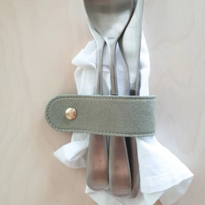 Anillos para servilletas de gamuza hechos a medida, estilo coreano, clips para servilletas frescos y sencillos, ideales para el hogar y la cena occidental. - Product Image 1