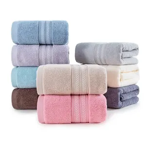100% di lusso pettinato 32s/2 set di asciugamani da bagno in cotone Spa Hotel asciugamano da bagno personalizzato Logo tinta unita spugna da bagno
