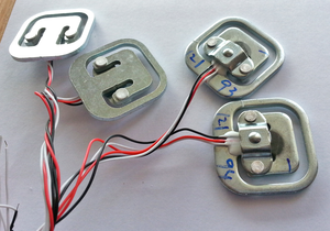 Cella di Carico da 50 kg, Sensore di Tensione a Mezzo Ponte per Bilancia Pesapersone <span class=keywords><strong>Arduino</strong></span> e Altri Dispositivi di Pesatura - Product Image 6