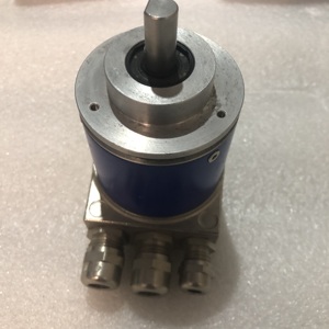 Codificador Rotatorio Absoluto Bau&mer GXMMW.A203P33 Profibus-DP para Accionamientos Industriales, Manipulación Robótica, Construcción en Plástico y Latón - Product Image 3