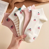 Chaussettes courtes en coton pour femmes, motif cerise, fraise et lapin, roses, mignonnes, décontractées et respirantes