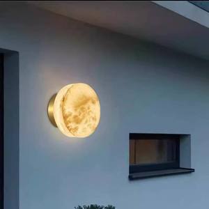 Lámpara de pared lunar con luz LED, diseño de luna para sala de estar, dormitorio, decoración del hogar - Product Image 3