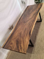 Table de salle à manger en bois massif de grande taille avec bord naturel pour la maison, le bureau, le restaurant, la cuisine
