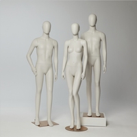 Mannequin masculin grandeur nature debout avec tête en matériau FRP