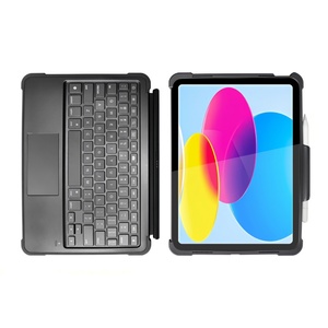 Funda con Teclado y Conector Inteligente, Retroiluminada, con Panel Táctil, Diseño Resistente a Golpes, Experiencia de Escritura Fluida, para iPad - Product Image 3