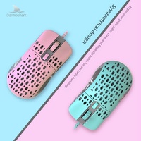 Souris de jeu filaire légère Darmoshark M1 Honeycomb PMW3389 77g Omron 20M Switch RGB 1000Hz pour PC Gamer et Bureau