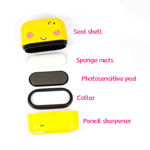 <span class=keywords><strong>Tampon</strong></span> <span class=keywords><strong>textile</strong></span> personnalisé pour enfants avec taille-crayon intégré – Idéal pour les vêtements d'enfants - Product Image 5