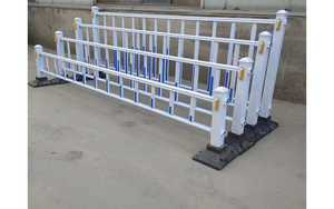 Garde-corps routier en stock avec dimensions personnalisées et profilé à froid pour pont - Product Image 3