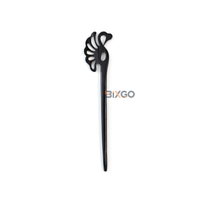Fourche à cheveux vietnamienne artisanale en corne de buffle, design en forme de cygne, bijou capillaire unique poli à la main pour les distributeurs internationaux - Product Image 5