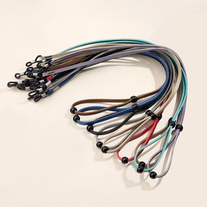 Chaîne de <span class=keywords><strong>lunettes</strong></span> unisexe universelle en cuir, cordon antidérapant réglable pour <span class=keywords><strong>lunettes</strong></span>, support de cordon de cou pour <span class=keywords><strong>lunettes</strong></span> - Product Image 1