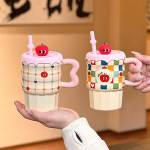 แก้วเซรามิก Zuo Mu พร้อมฝาและหูจับ ลายแอปเปิ้ลน่ารัก แก้วน้ำแบบใช้ซ้ำได้ สำหรับผู้หญิง ของขวัญสำหรับบ้านและออฟฟิศ ฤดูใบไม้ผลิ 2025 - Product Image 4