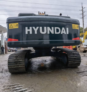 Hyundai 220lc-9s Pelle sur chenilles d'occasion 20 tonnes de poids en ordre de marche en vente - Product Image 4