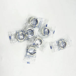 Bande adhésive non tissée pour extensions de cils 1,25 cm x 4 m, respirante, forme circulaire, pour outils de greffe de cils, fabrication chinoise - Product Image 1