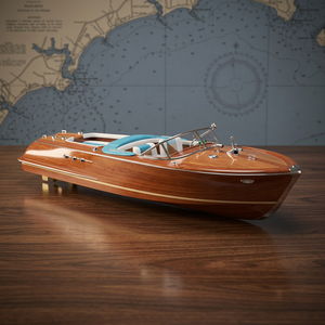 RIVA AQUARAMA, Regalo Empresarial Náutico de Madera, Europa - Product Image 3