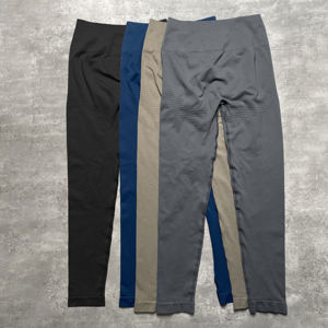 TZ7725レディース2ピース衣装シームレスエクササイズスポーツブラタンクトップハイウエストショーツロングレギンスヨガセットアクティブウェア - Product Image 5