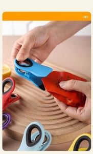 Clips magnéticos multicolores para bolsas, sello hermético, organizador de nevera, Clips de almacenamiento de cocina para patatas fritas, aperitivos de pan - Product Image 5