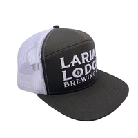 Casquette en maille snapback à haut profil 7 panneaux avec logo brodé 3D auditée par SGS