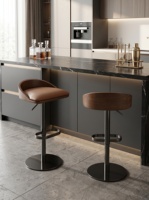 Tabouret de bar rembourré à dossier bas en bois courbé, réglable en hauteur, pivotant, avec base ronde noire pour îlot de cuisine