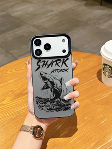 Cover per <span class=keywords><strong>iPhone</strong></span> con stampa squalo stile Street Art, modello antiurto per amanti dell'oceano, compatibile con <span class=keywords><strong>iPhone</strong></span> 17/16/15/14/<span class=keywords><strong>13</strong></span>/12 Pro Max - Product Image 2