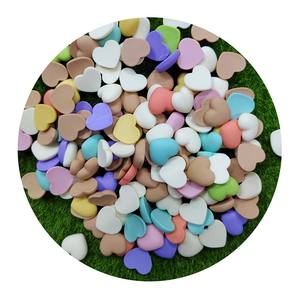 100 pz/lotto in resina opaca a forma di cuore in resina a fondo piatto cabochon senza foro con cuore di amore opaco abbellimenti per custodia per telefono gioielli fai da te - Product Image 4