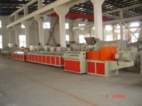 GEGAO 300 kg/h Nouvelle arrivée Extrusion de profilés en PVC pour fenêtres Machine d'extrusion de profilés en PVC pour stratification de coins