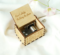 Boîte à musique en bois à remonter pour la Saint-Valentin, cadeau écologique et mélodique en forme de dessin animé pour elle/lui, souvenir artisanal pour un anniversaire