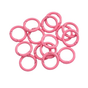 Mousqueton ouvrable en alliage peint par pulvérisation avec anneau en O, clip porte-clés, connecteur crochet pour boucles, bijoux légers et tendance - Product Image 4