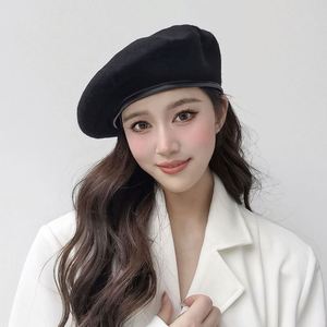 หมวกเบเร่ต์ขนสัตว์แบบปรับได้สำหรับผู้หญิง แฟชั่นฤดูใบไม้ร่วงและฤดูหนาว พร้อมขอบ PU - Product Image 2