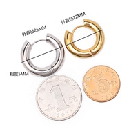 Boucles d'oreilles créoles en acier inoxydable plaqué or 18 carats, bijoux minimalistes en forme de C, clous d'oreilles simples en acier, boucles d'oreilles créoles en acier inoxydable