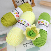 4 paires de 5 brins de lait, coton, velours d'hirondelle, pantoufles de fleurs au crochet faites à la main, écharpes, fil moyen grossier en gros