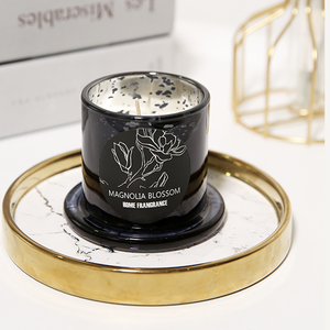 Candela Profumata di Lusso in Barattolo di Vetro Cloche con Nappine, Cera di Soia Naturale Fusa a Mano, Candela Aromaterapica con Coperchio a Cupola in Vetro, Fragranza per la Casa - Product Image 6