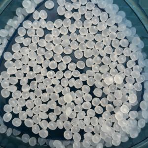 Granulés de polyéthylène linéaire à faible densité (LLDPE) pour le moulage par injection-soufflage de films, sacs, tuyaux, bouteilles – Matière première plastique en résine LLDPE - Product Image 1