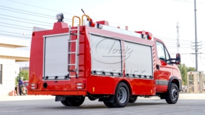 Producto Más Vendido: Camiones de Bomberos 1VECO 4x4 1000L con Sistema CAFS de Espuma de Aire Comprimido en Venta - Product Image 6