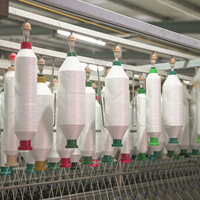 Fil à coudre semi-mat 100% polyester 40/2 43/2 44/2 pour la couture et le crochet industriel