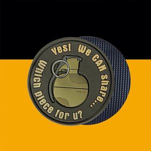 Patchs en PVC souple 3D personnalisés avec logo, thermocollés, tactiques, à coudre, à velcro, en caoutchouc moulé pour vêtements - Product Image 2