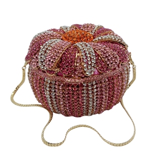 Bolso de Mano Elegante con Pedrería y Flores para Mujer, Bolso de Noche con Cristales Exquisitos y Cadena para Fiestas y Celebraciones - Product Image 3