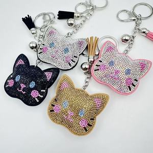 Porte-clés Chaton en Cristal Scintillant avec Pendentif de Sac pour <span class=keywords><strong>Femme</strong></span>, Motif Chat de Dessin Animé Porte-Bonheur, avec Pompon Diamant et Clochette - Product Image 1