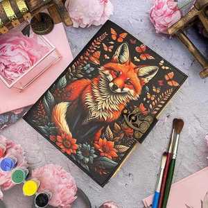 Carnet artisanal gaufré motif renard roux, journal d'écriture artistique sur le thème des animaux avec fermoir antique, cadeau personnalisé - Product Image 2