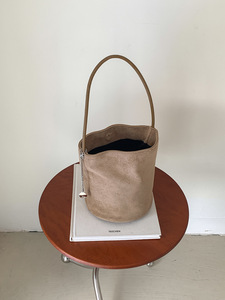 Bolso Tipo Cubo Bellmont Nuevo para Mujer, Elegante, Redondo, Versátil y Retro, de Gamuza. Contáctenos para el Directorio 5A - Product Image 2