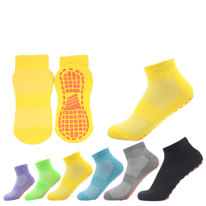 Chaussettes de yoga antidérapantes, longueur cheville, maille respirante, semelle antidérapante pour adultes, vêtements de sport d'été, plusieurs couleurs disponibles - Product Image 1