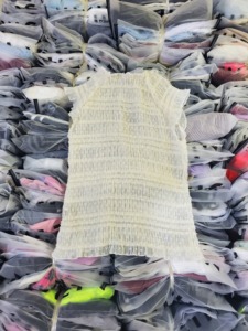 เสื้อผ้ามือสองคุณภาพดีสำหรับฤดูร้อนผู้หญิง คละแบบ รวมเป็นเบล  ลายดอกไม้ ผ้าชีฟอง เสื้อ/กระโปรง/เสื้อท่อนบน ส่งออกขายส่งจำนวนมาก - Product Image 5