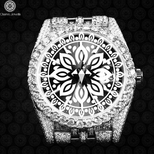 Montre en diamant moissanite la plus vendue avec un sertissage de pierres de qualité supérieure pour un usage quotidien et des occasions spéciales, disponible à un prix avantageux - Product Image 4