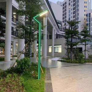 Lampe de route solaire à <span class=keywords><strong>LED</strong></span> Détecteur optique de motifs Lampes de jardin Décoration de parc Pelouse Aménagement paysager Pilier Lumière Bande verte - Product Image 1